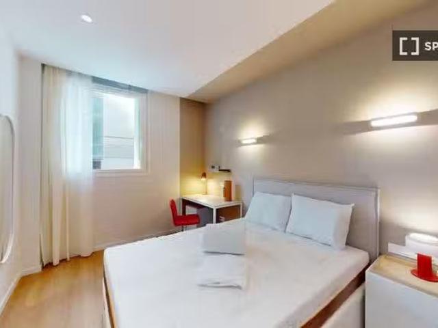 ¡Renta! Habitación en piso compartido en alquiler en Cuatro Ca.