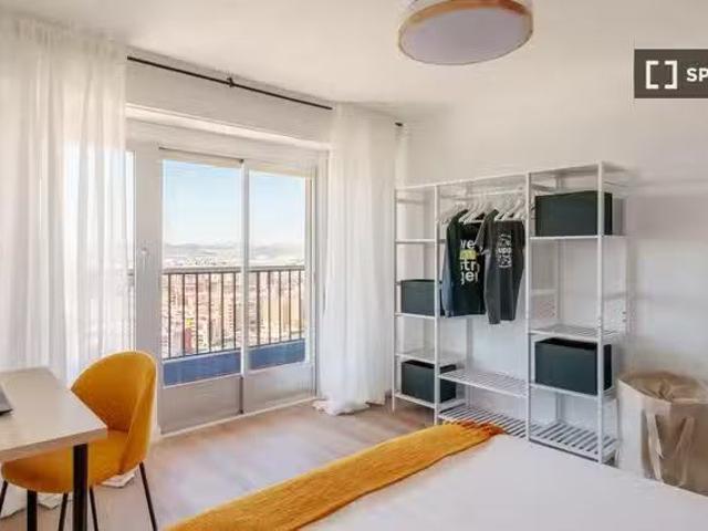 ¡En alquiler! Habitación en piso compartido en alquiler en Ali.