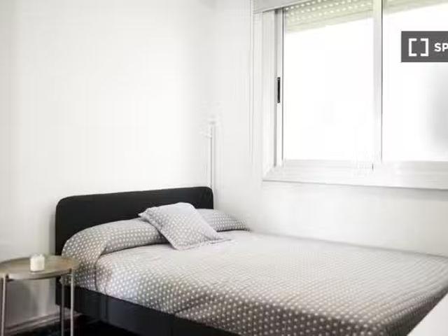 ¡Oferta! Habitación en piso compartido en alquiler en La Seu.