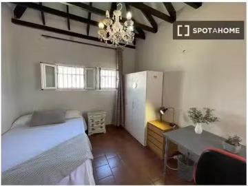 Barato Habitación en piso compartido en El Porvenir, Sevilla
