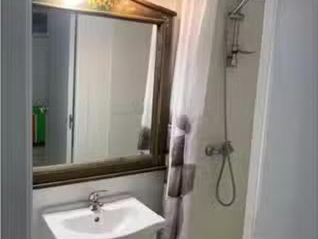 ¡Oferta! Habitación en piso de 4 habitaciones en Leganés