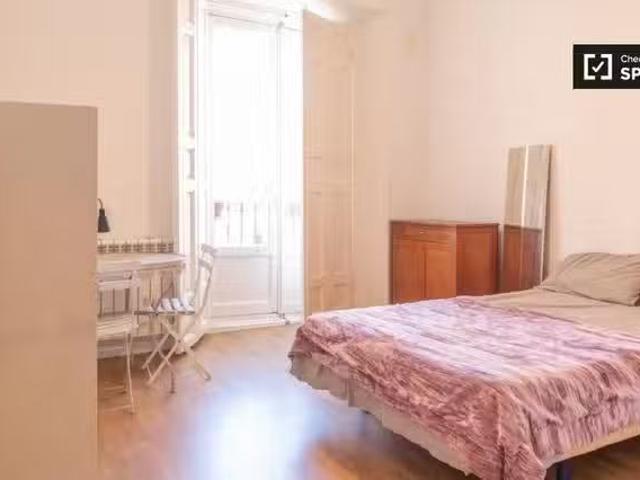 Nuevo Habitaciones para alquilar en apartamento de 5 dormitori.