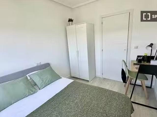 Único Se alquila habitación en coliving de 10 habitaciones en.