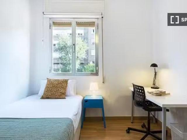 ¡Renta! Se alquila habitación en Palos de Moguer, Madrid