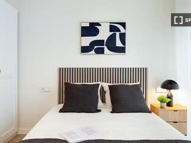 ¡Recién llegado! Se alquila habitación en piso compartido en l.