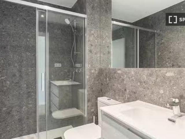 ¡Oferta! Se alquila habitación en piso compartido en Sant Gerv.