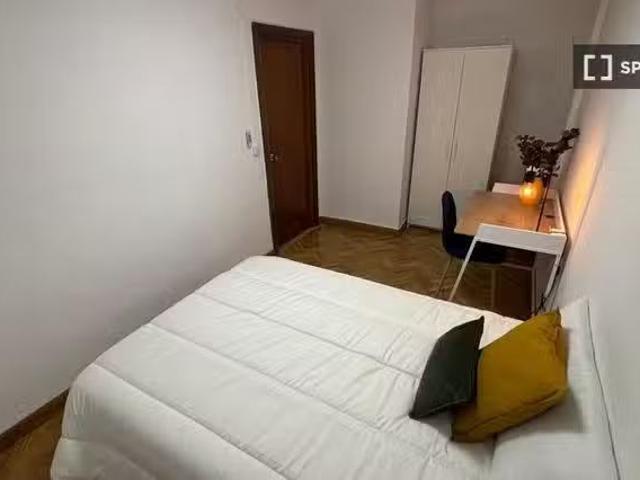Bonito Se alquila habitación en piso compartido, Palos de Mogu.