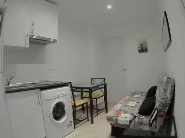 ¡Recién llegado! Piso de 1 habitación en Calle de Berruguete.