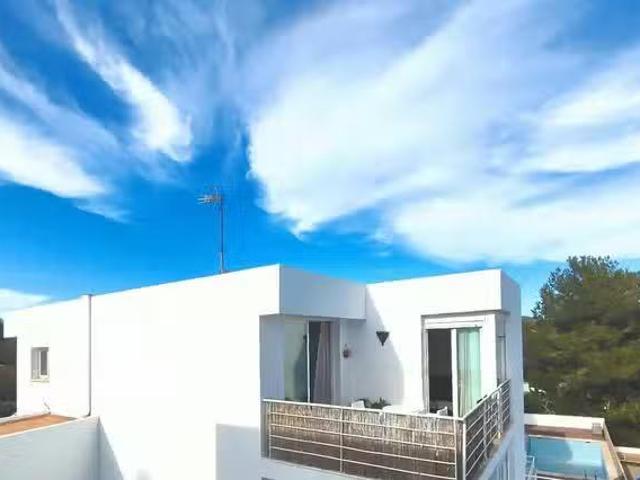 ¡En alquiler! Piso de 1 habitación en Carrer de Segovia
