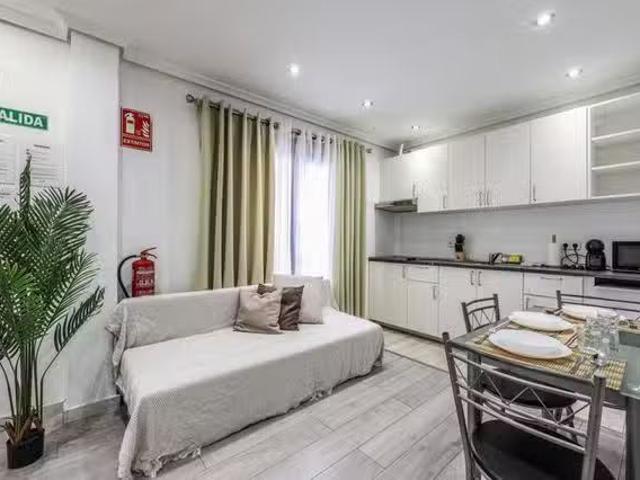 Nuevo Piso de 1 habitación en Madrid