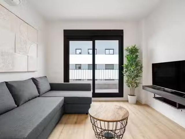 ¡En alquiler! Piso de 1 habitación en San Sebastián de los Reyes