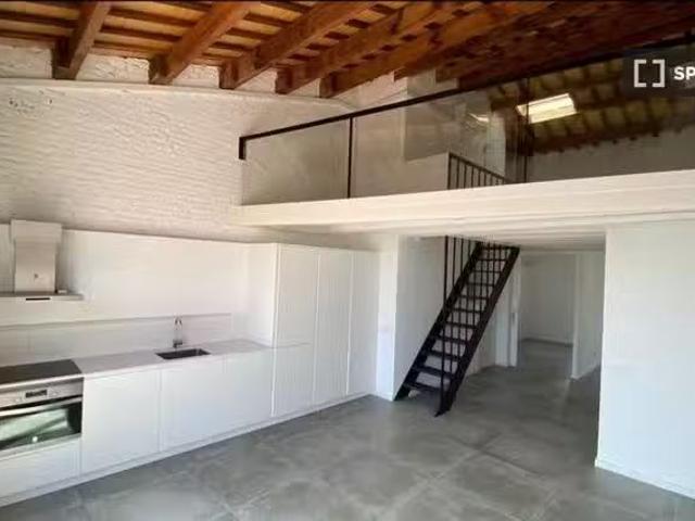 Barato Piso de 2 habitaciones en alquiler en Badalona, Barcelona