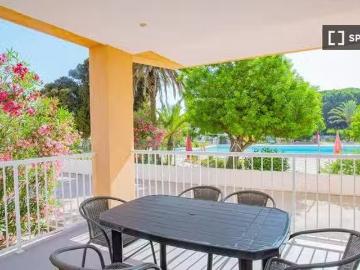 Apartamento en alquiler en Culebrina - Cocina equipada