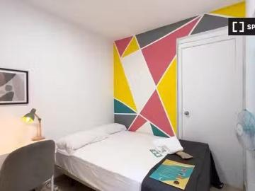 ¡En alquiler! Vive la experiencia coliving en el corazón de Ba.