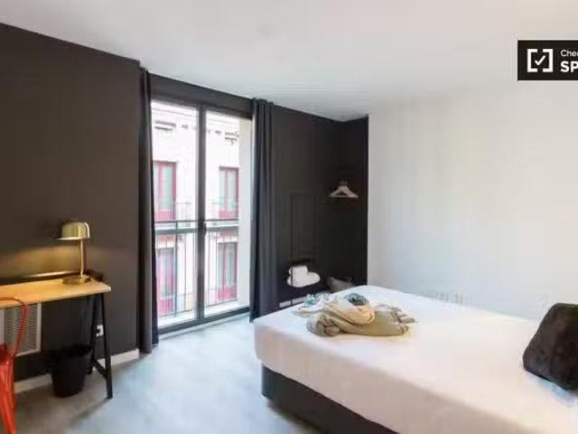 Barato Vive la experiencia coliving en el corazón de Barcelona