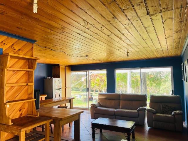 Off Grid with Country Charm
