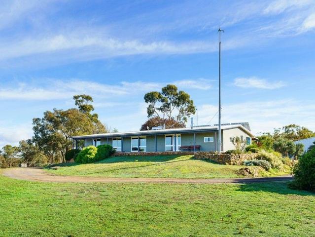 Off Grid Living with Off the Chart Views