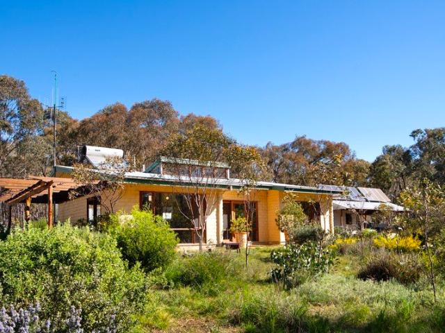 Off Grid Mudbrick Sanctuary on 39.5 Acres with multiple studios and large dams