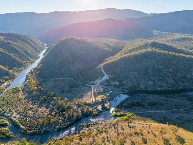 Off Grid Riverfront Escape on 265 Hectares