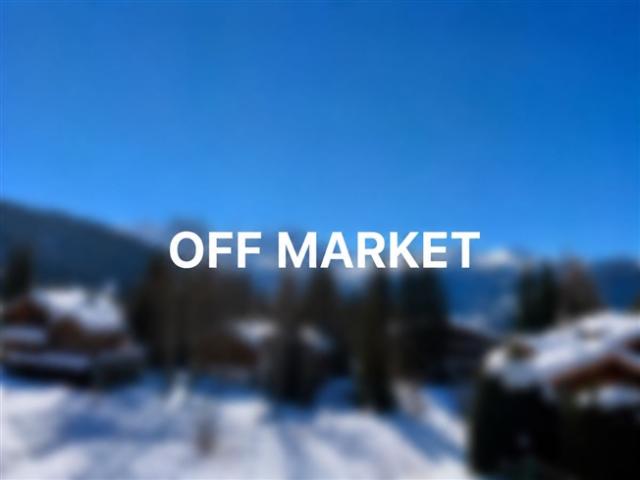 OFF MARKET – Außergewöhnliches Chalet mit großem angrenzendem Grundstück