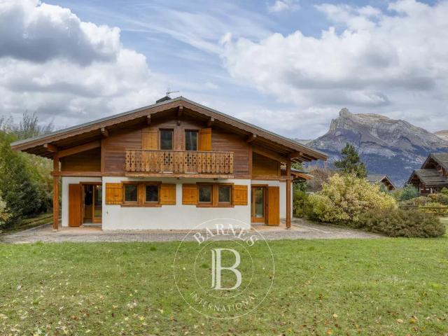 OFF MARKET COMBLOUX CHALET AVEC VUE MONT BLANC