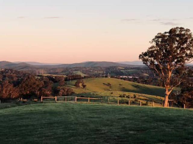 Off the grid 91 Acres Beautiful Views