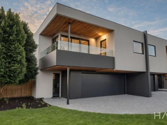 'Off The Plan' Brand New, Stylishly Designed Townhouses