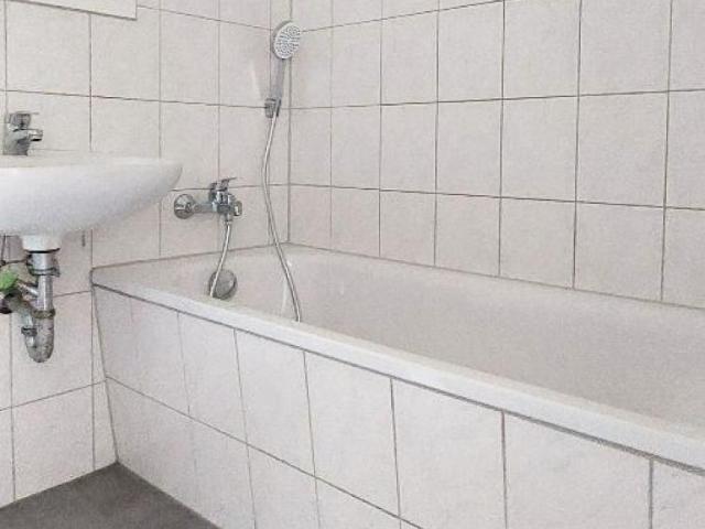 offen geschnittene 4 Zimmer, Balkon, frisch saniert, Aufzug