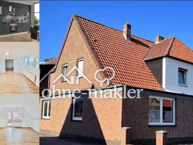 Offene 3 Zimmer Wohnung Bad/Balkon/Küche inklusive