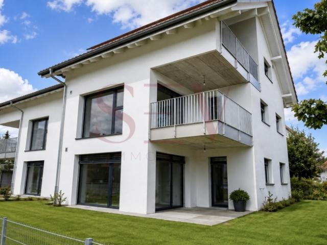 OFFENE TÜR, Wunderschöne 3.5 Zimmer Neubauwohnung mit Terrasse & Garten