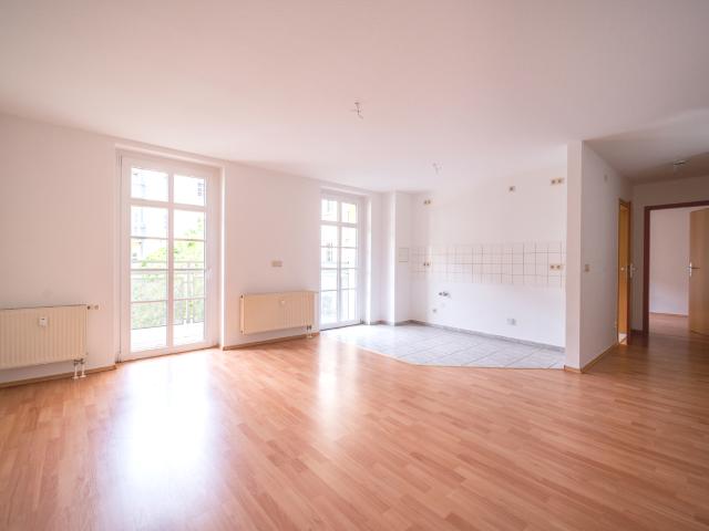 Offenes Wohnen mit Balkon und Aufzug! Zwei Zimmer Wohnung im Ostviertel WE8
