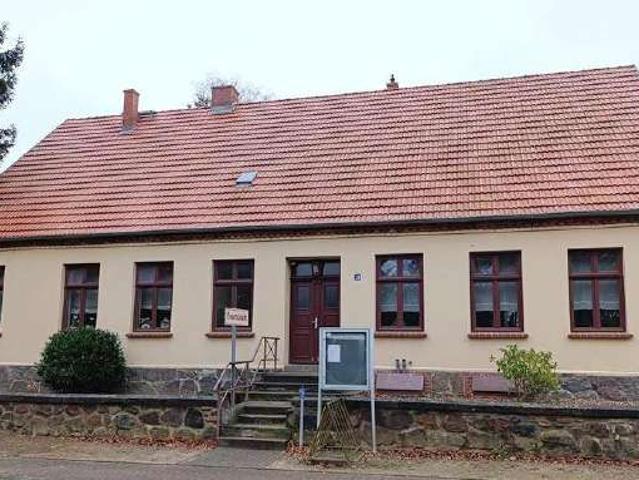 Öffentliche Grundstücksausschreibung in Brudersdorf Haus Nr. 20/21