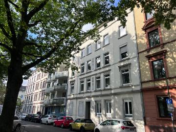 Offer to rent a high quality renovated apartment in Frankfurt Sachsenhausen