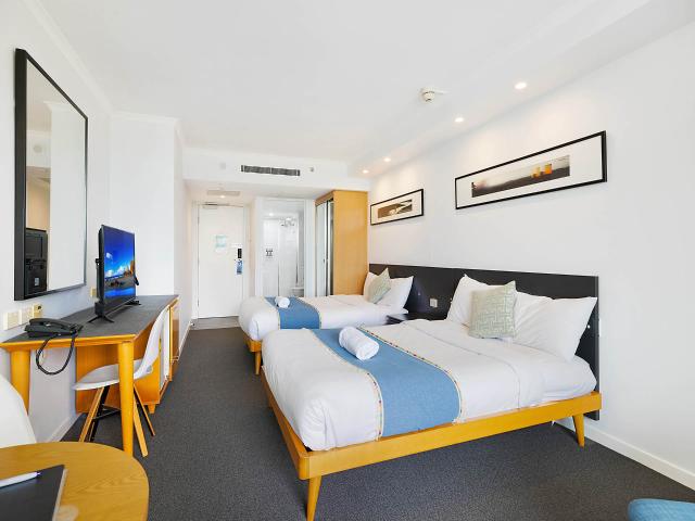 Offer pending dual key apartment strong investment & holiday opportunities!