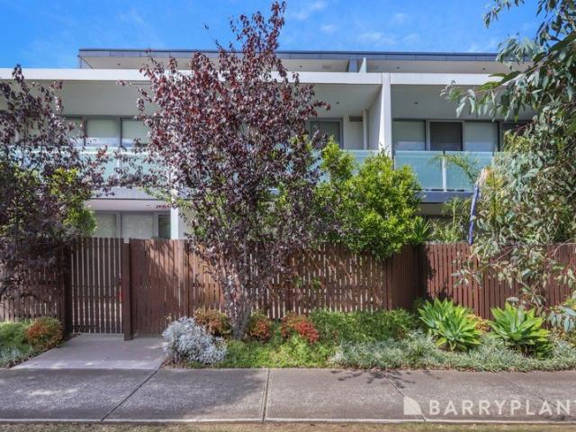 Offering a blend of sophistication and easy living!
