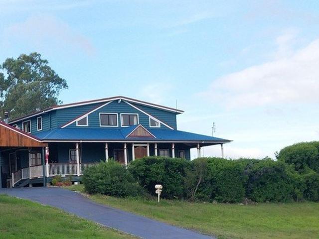 Offers Over $1,100,000 5 Bed Gowrie Junction Home with views 2054m2