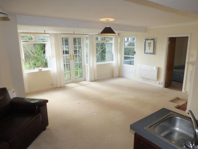 Offham Road, Lewes BN7, 1 bed flat to rent, £1,200 pcm | PrimeLocation