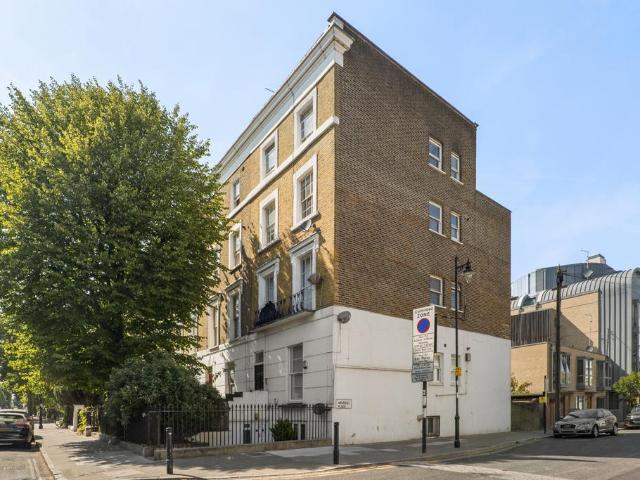 Offord Road, London, N1 2 bed flat to rent £3,000 pcm £692 pw