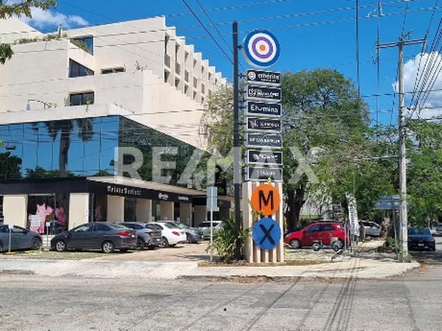 Oficina o consultorio en renta en Edificio Mira, Col. México, Mérida Yucatán