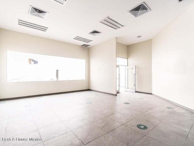 Oficina a la renta en San Andres Atenco Tlalnepantla ZG 24 2661