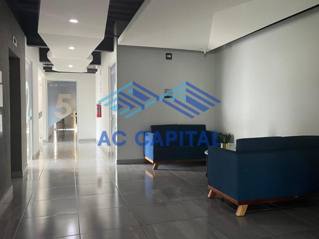 Oficina amueblada en renta 91 m? en corporativo WTC Quer?taro | Piso 5