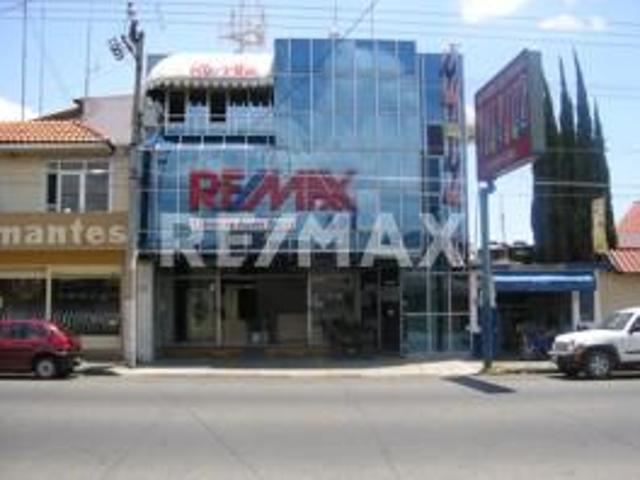 Oficina Comercial en Renta