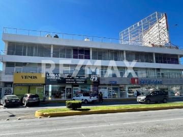 Oficina Comercial en Renta