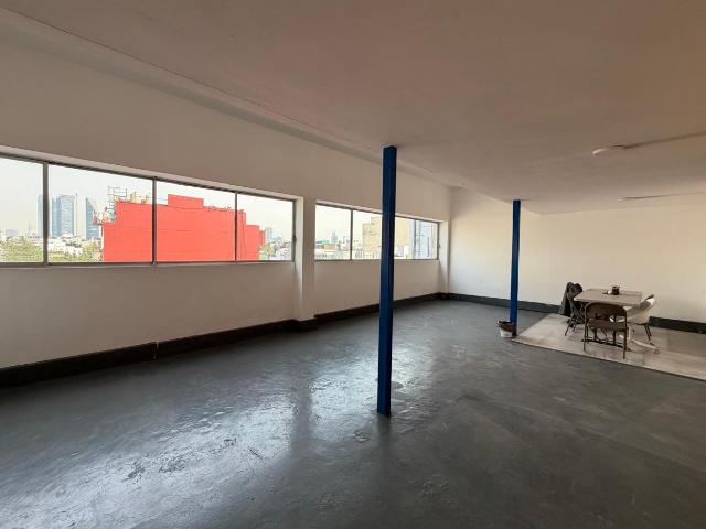 OFICINA / CONSULTORIO EN RENTA EN CALLE AGUASCALIENTES, PENTHOUSE