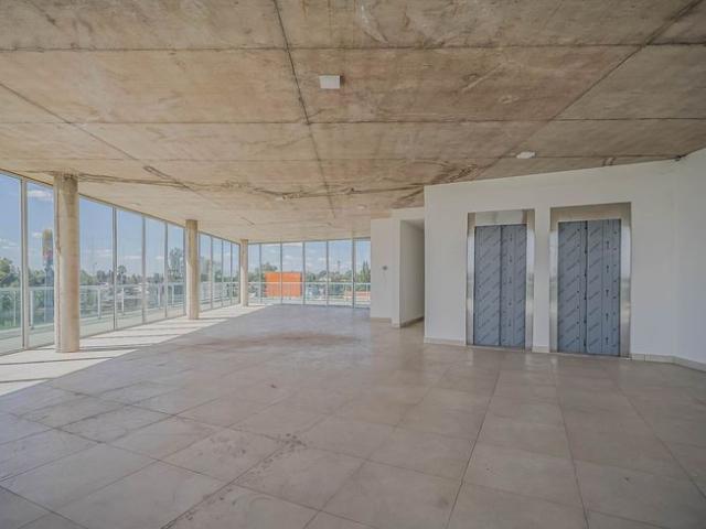OFICINA EN ALQUILER CON 382 M² DE TERRAZA Y 4 COCHERAS | MEET PILAR SOBRE PANAMERICANA