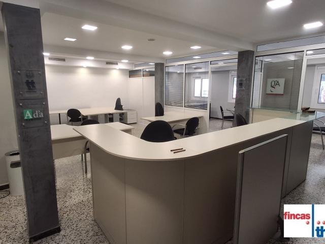 Oficina en alquiler. LLORET DE MAR
