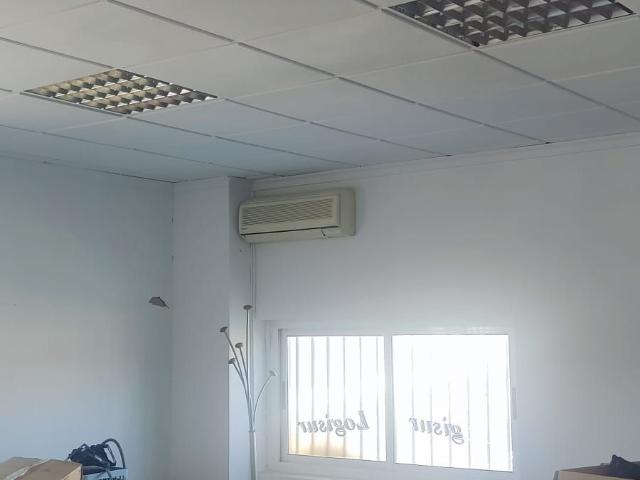 Oficina en alquiler. TOTANA