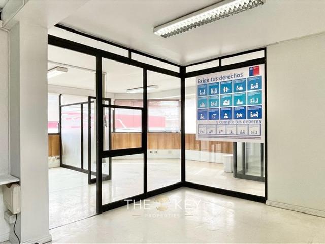 Oficina en Arriendo en Manuel Bulnes Andrés Bello