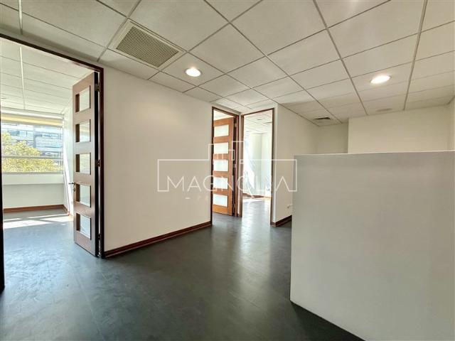 Oficina en Arriendo en OFICINA CON ENTREGA INMEDIATA LAS TRANQUERAS CON AV LAS CONDES