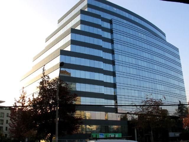 Oficina en Arriendo en Oficina en Arriendo Vitacura / Luis Paster. Jardin del Este